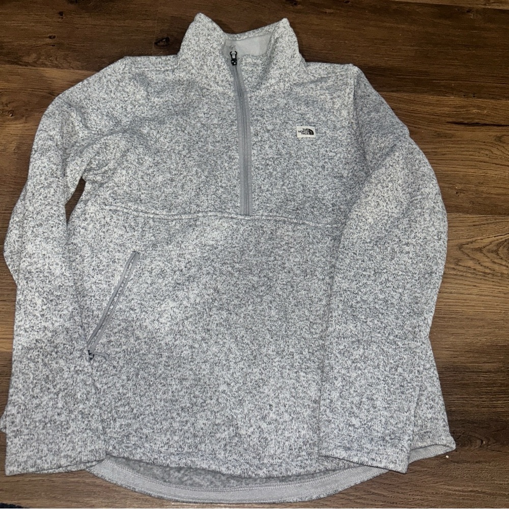 The North Face Heather Gray Fleece Jacket M quarter zip sweater